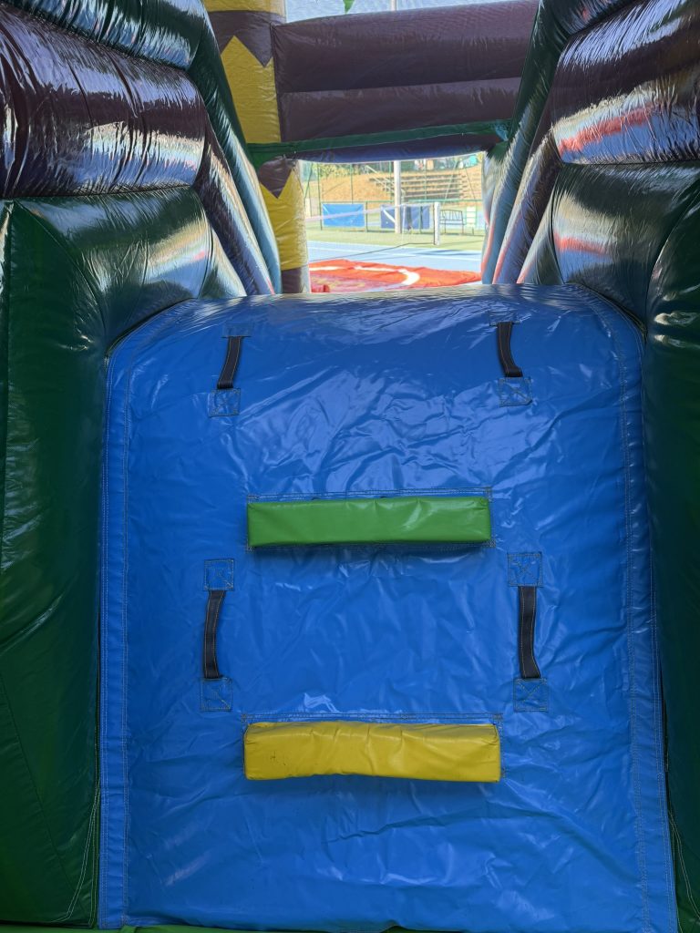 Location château gonflable Safari pour enfants avec animaux de la jungle